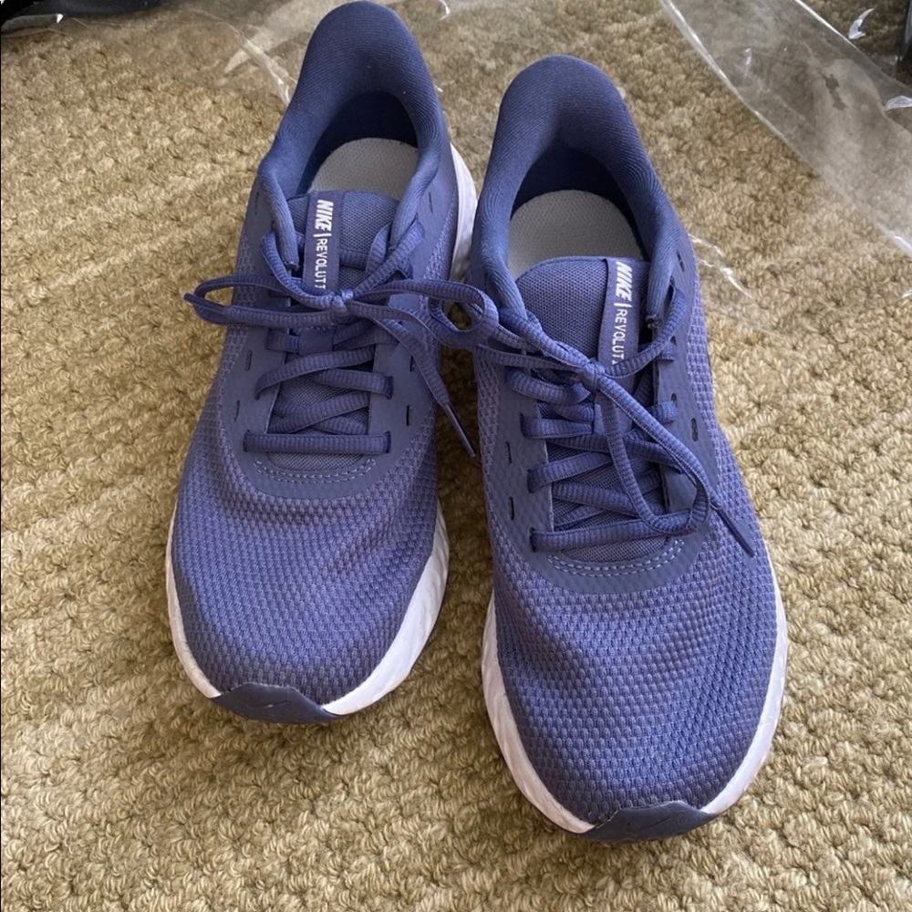 Used nike size 7.5